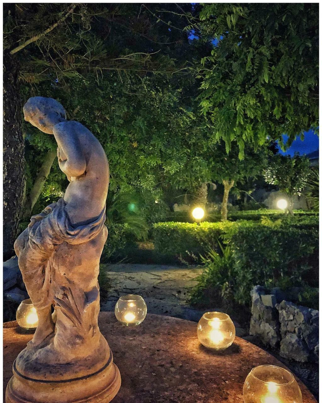 ファヴィニャーナGiardino Dell'Impossibile Di Antonino Campoアパートメント エクステリア 写真
